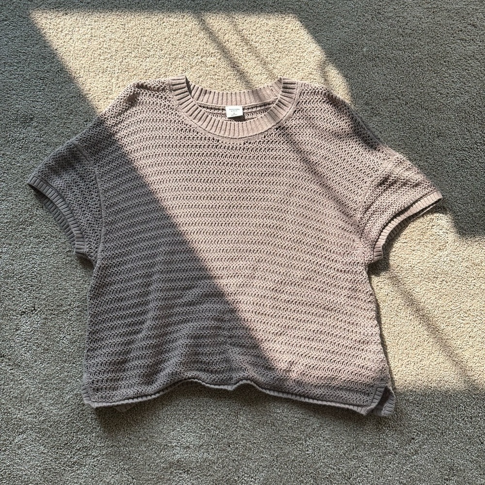Abercrombie & Fitch Tan Knit Sweater